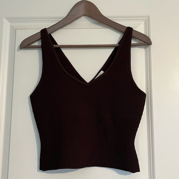 NWOT Babaton Sculpt Knit double v tank in rich mocha brown - Picture 6 of 7